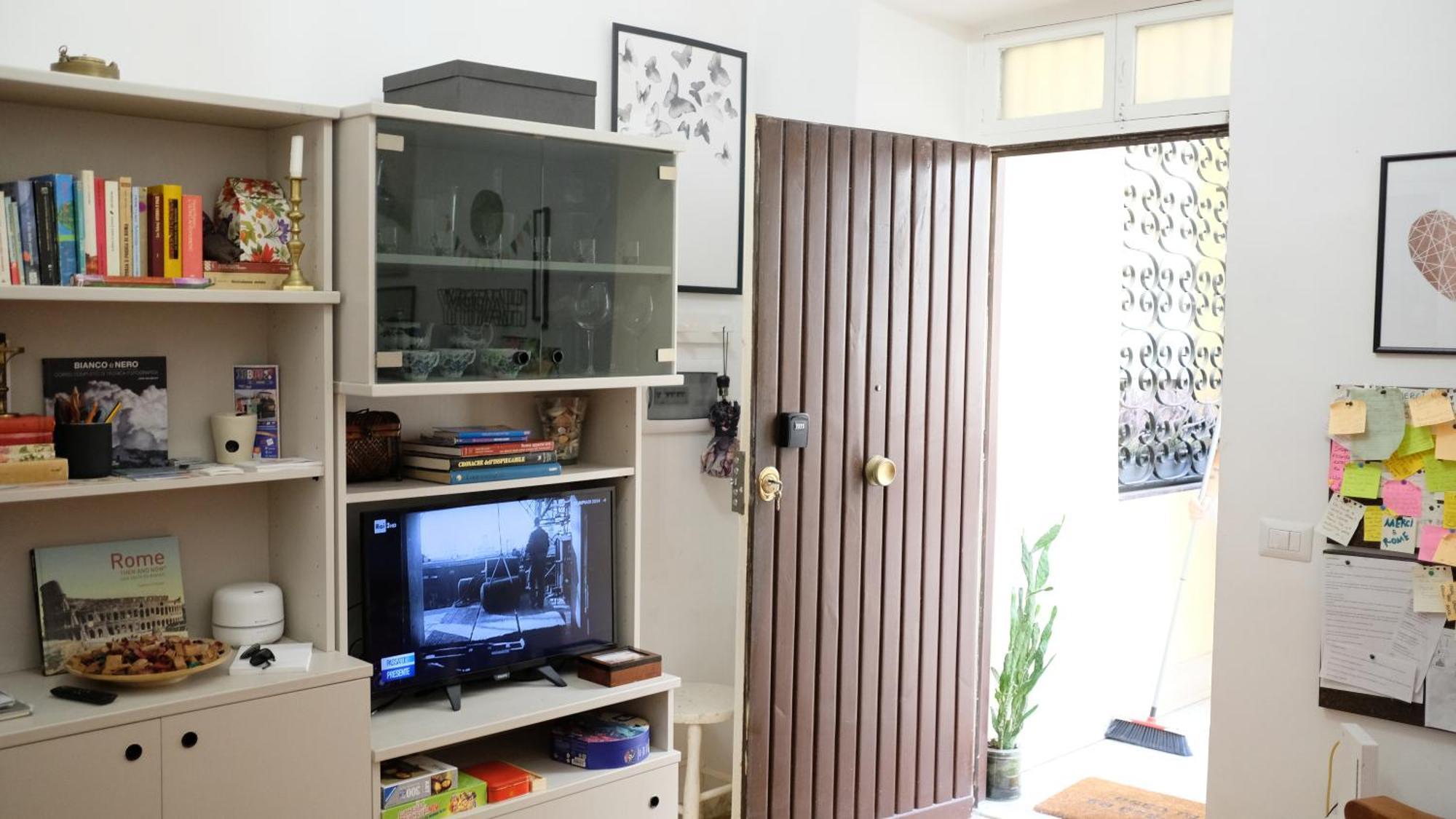 New, True-stevere Amazing Double Bed For 5 Pax Roma
